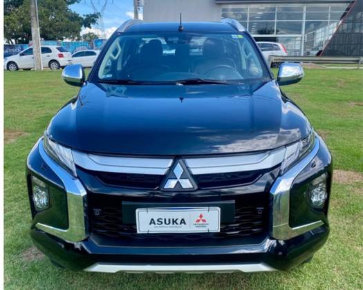 MITSUBISHI L200 TRITON 2.4 16V TURBO DIESEL SPORT HPE-S CD 4P 4X4 AUTOMÁTICO